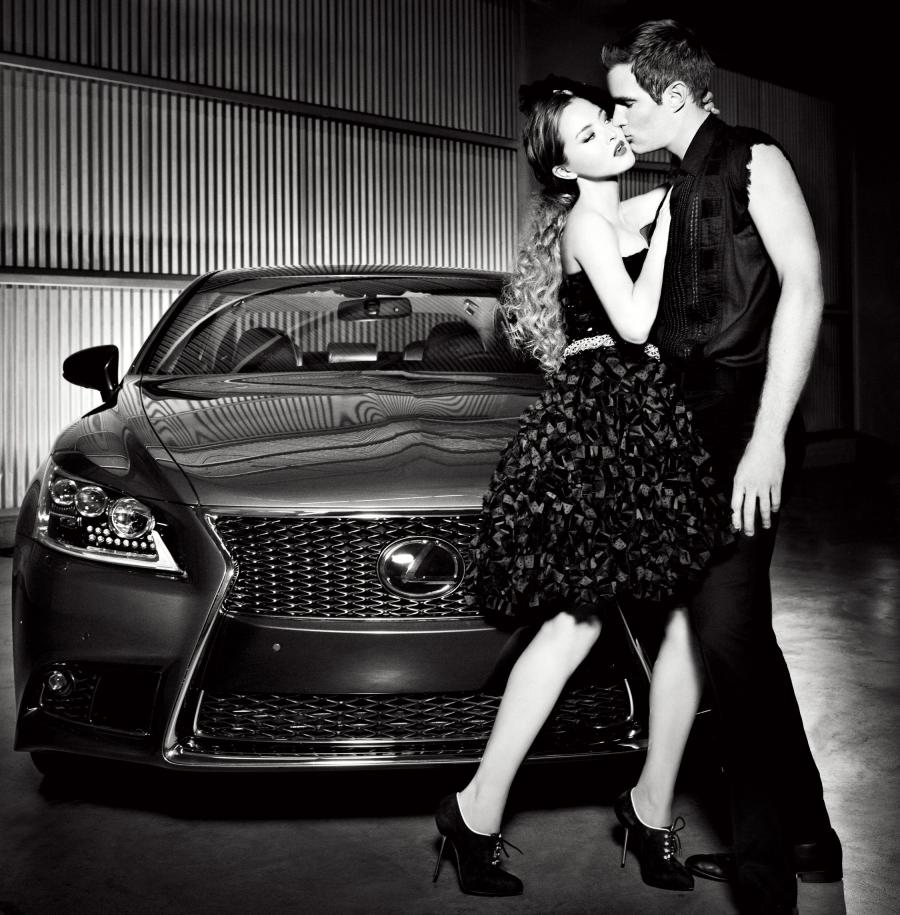  Lexus LS460 F-Sport 2013 года  (фото 34 из 47)